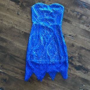 Lace mini dress